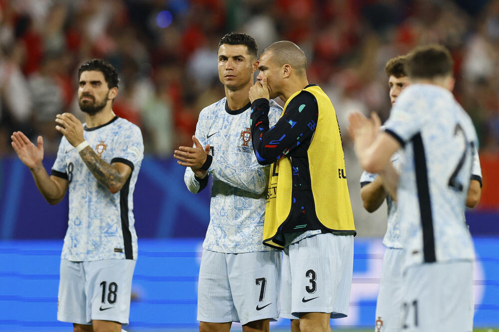 Age is just a number for them: Ronaldo and Pepe show top form, Photo: REUTERS