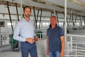 Iković posjetio farmu svinja u Spužu, u pripremi projekat koji će...