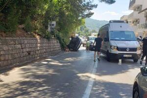 Saobraćajna nezgoda u Sutomoru: Povrijeđena jedna osoba, tunel...