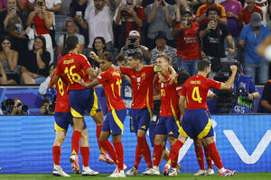 BLOG EURO 2024: Jamal i Olmo lansirali "furiju", Španija u finalu...