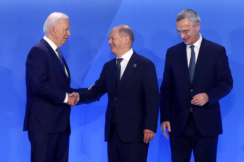 Šolc, Bajden i Stoltenberg na samitu NATO-a u Vašingtonu, Foto: Rojters