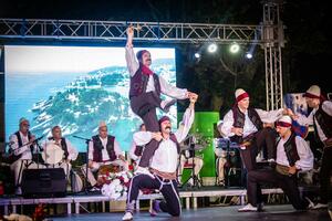 Ansambl "Šota" održao koncert na Pristanu