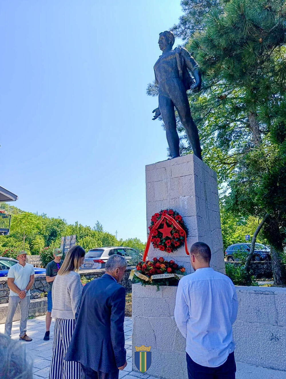 <p>Crna Gora uvijek je znala da je vrijednost slobode neprolazna vrijednost za koju se uvijek iznova mora boriti i ljubomorno je čuvati kao najvrjedniju stvar sa kojom je vjekovima opstajala i opstala”, kazao je predsjednik Opštine Bar</p>