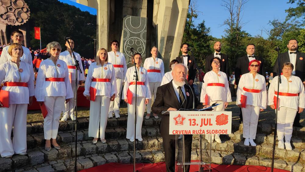 <p>U Nikšiću održana akademija „Crvena ruža slobode“</p>