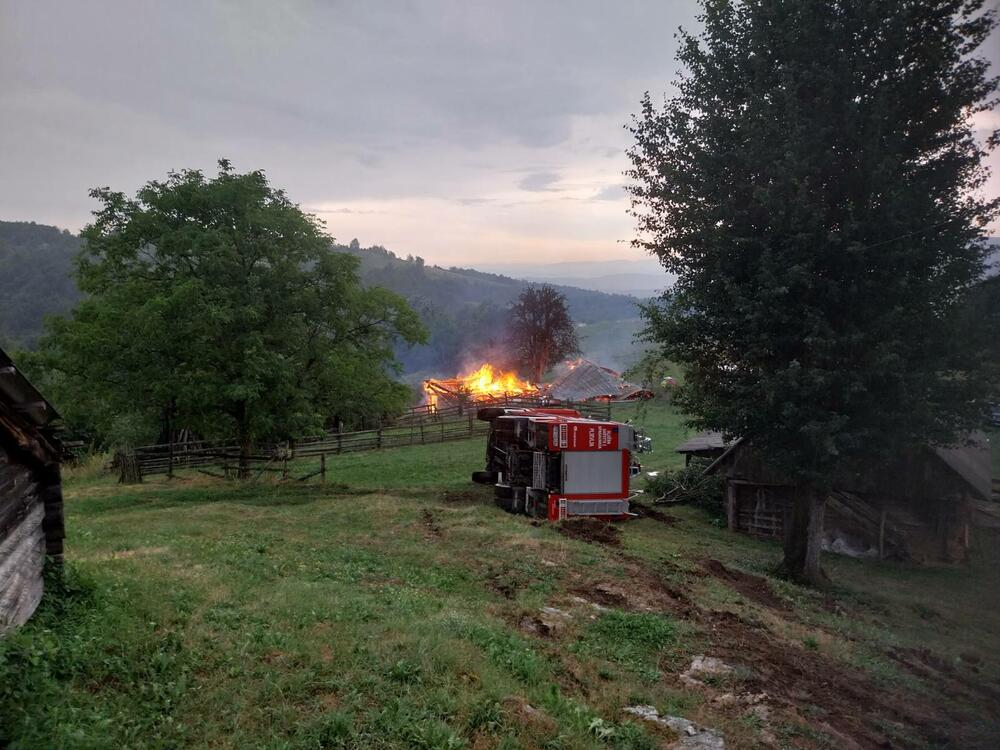 požar Strahov do