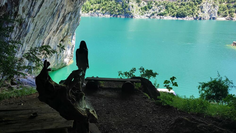 Pogled na Pivsko jezero