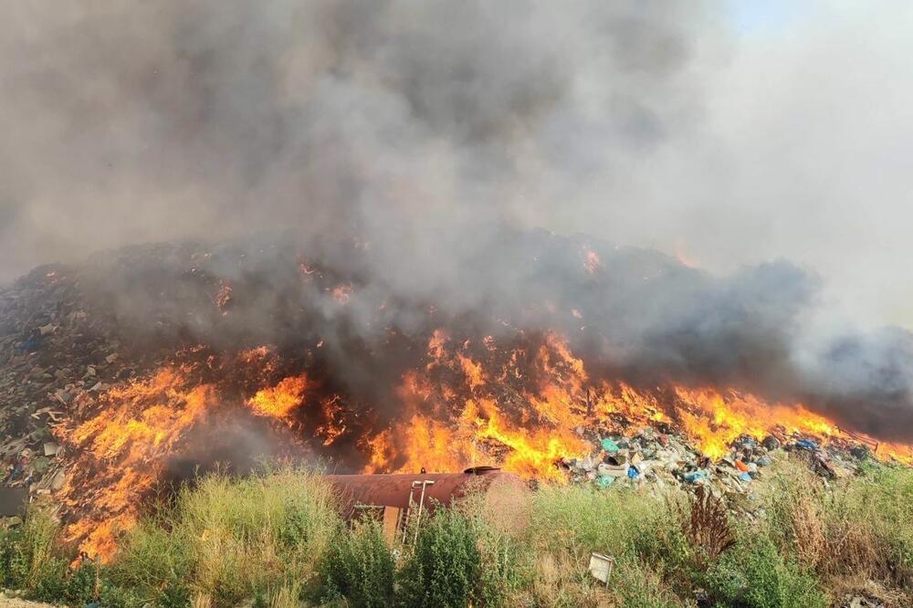 Juče ponovo požar na deponiji, Foto: Privatna arhiva