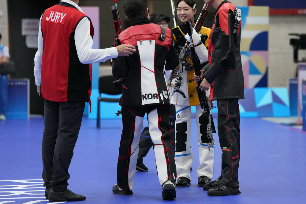 Ekipa Kine koja je osvojila zlatnu medalju, Foto: Reuters