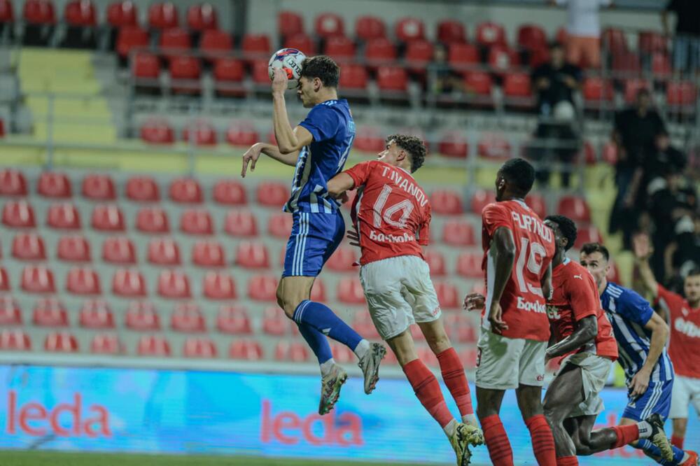 Postigao drugi gol u Evropi: Vladimir Perišić na večerašnjem meču, Foto: FK Budućnost/Rusmin Radič