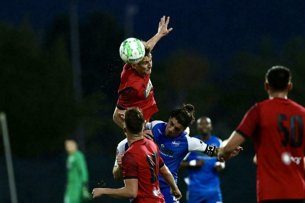 Dečić odmah igra derbi, Mornar dočekuje komšije: Duel Andreja Bajovića i Andrije Kaluđerovića, Foto: FSCG