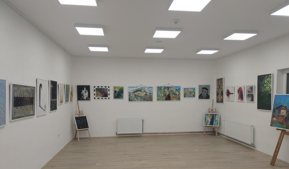 Galerija u Domu kulture Lovćenac