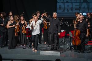 Koncert “California dreaming: od baroka do roka”: Neposrednost,...