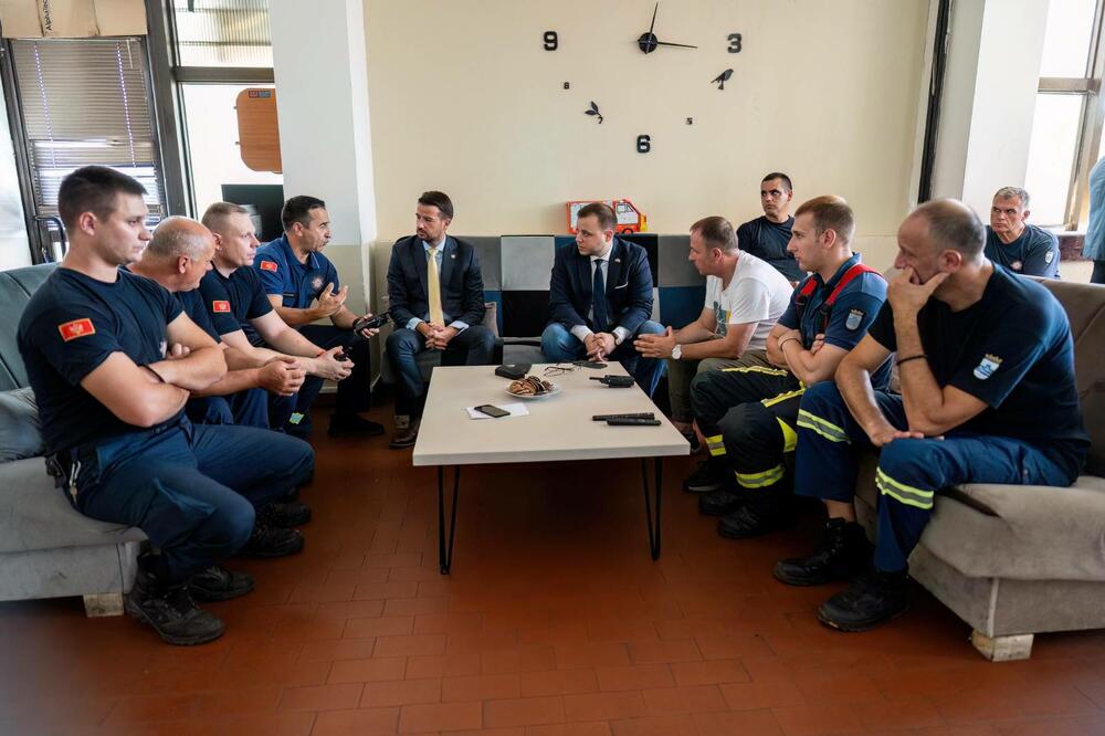 Milatović u posjeti  Službi zaštite i spašavanja Glavnog grada, Foto: Kancelarija za odnose s javnošću predsjednika Crne Gore