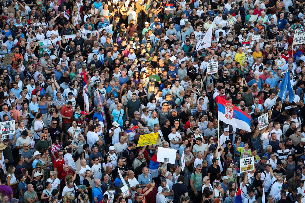 Sa protesta u Beogradu, Foto: Reuters