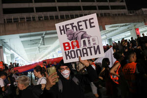 Završen protest ispred Vlade u Beogradu zbog pritvaranja...