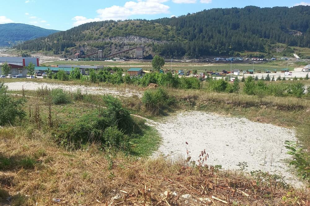 Nije se odmaklo od kamen-temeljca, Foto: Goran Malidžan