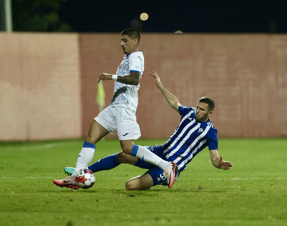 <p>Odigrana tri meča 2. kola Meridianbet 1. Crnogorske fudbalske lige</p>