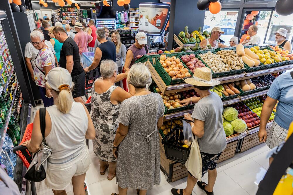 <p><strong>Dva otvaranja uz puno poklona, sniženja i iznenađenja</strong></p>