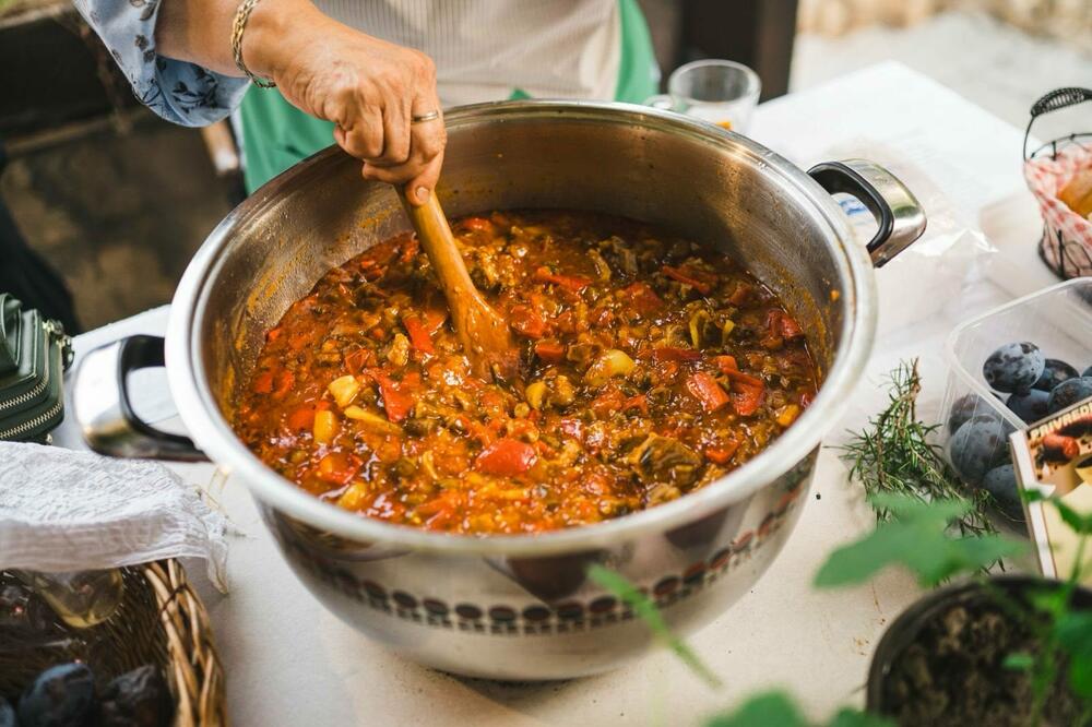 Bamija se priprema po tradicionalnom receptu, Foto: Palata Venecija