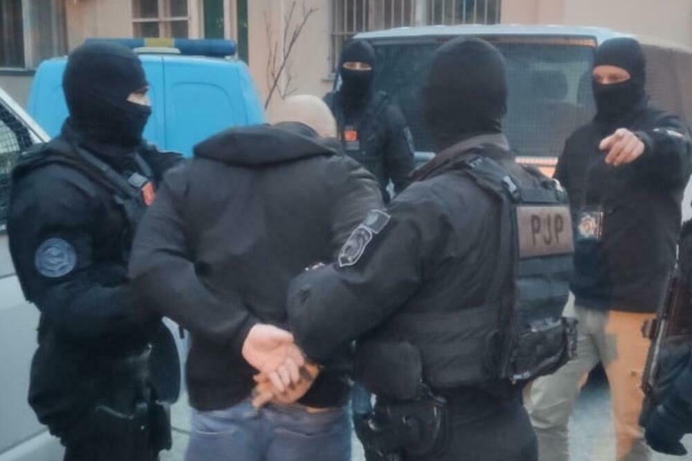 Sa izručenja Popovića Crnoj Gori, Foto: Uprava policije