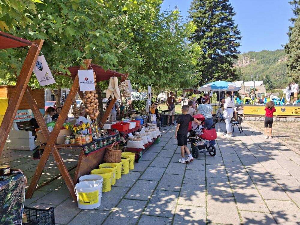 <p>Manifestacija je dio sadržaja kojim se obilježava Dan opštine</p>