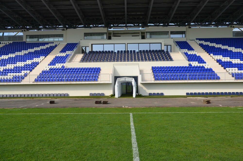 Zapadna tribina stadiona u Nikšiću