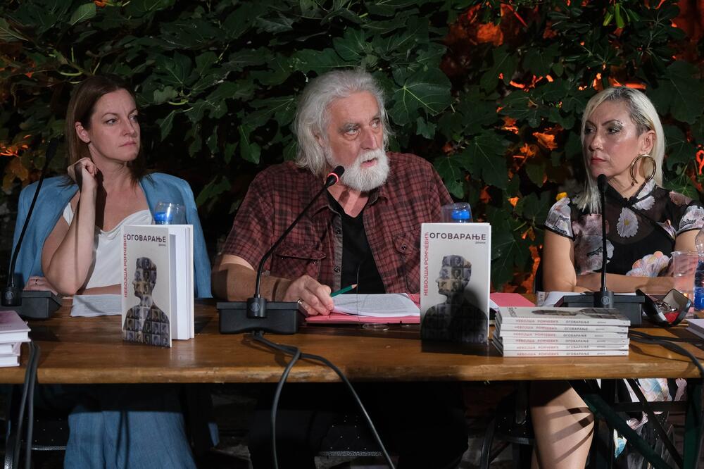 Detalj sa večeri posvećene Bogoboju Rucoviću, Foto: Festival Ćirilicom