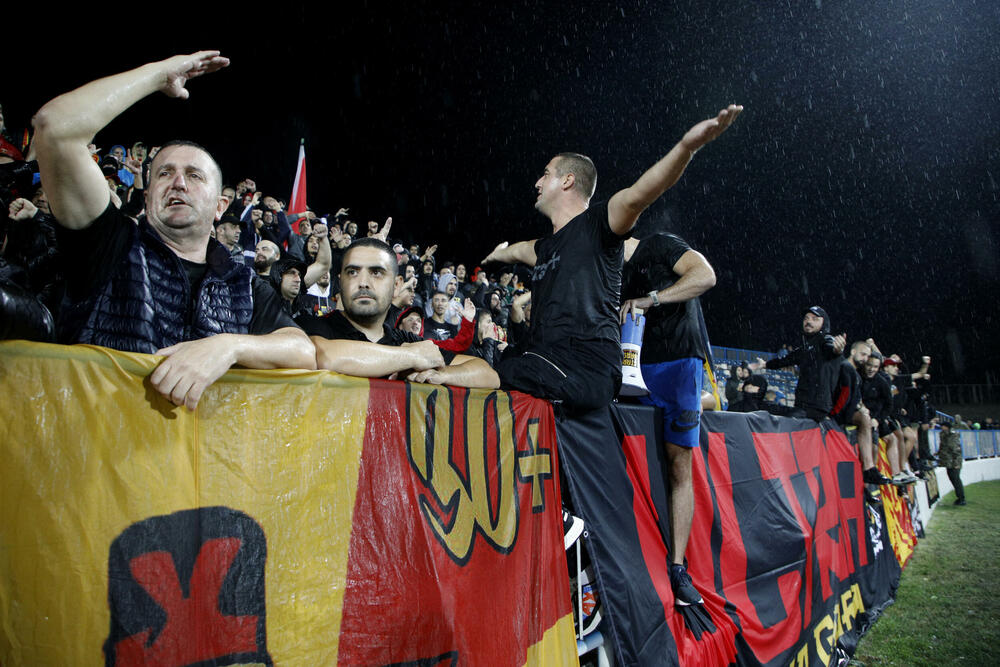 Navijači na istoku stadiona kraj Bistrice