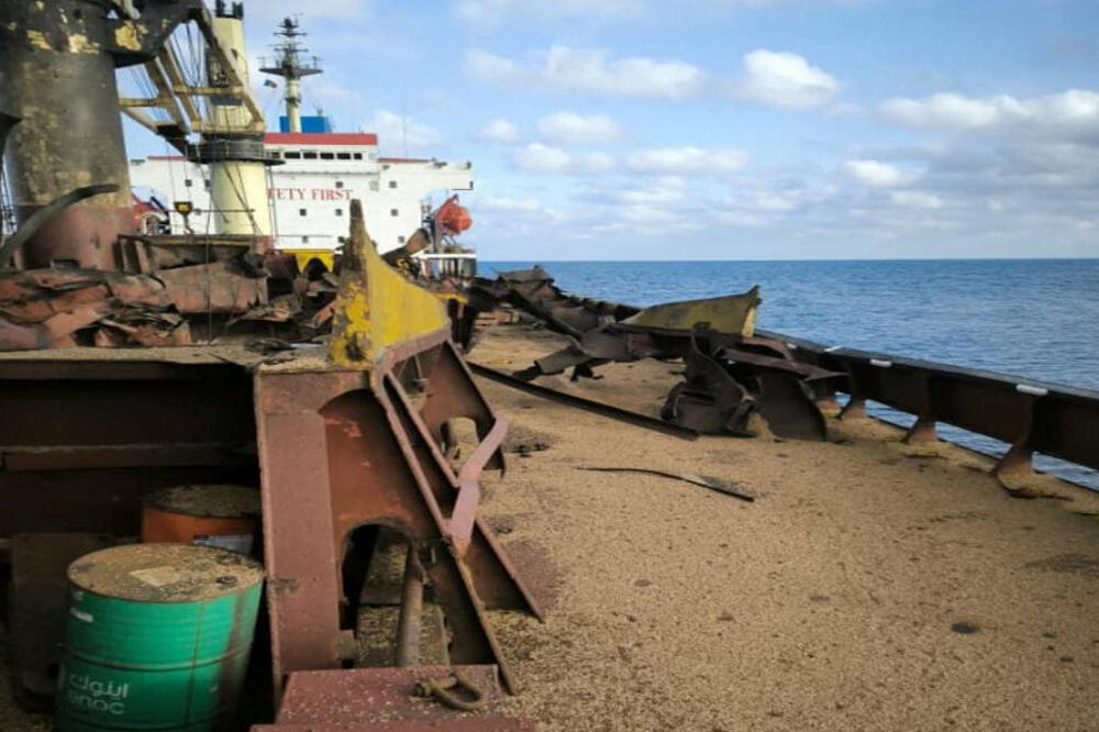 Brod sa žitom pogođen je u ruskom raketnom napadu, Foto: Reuters