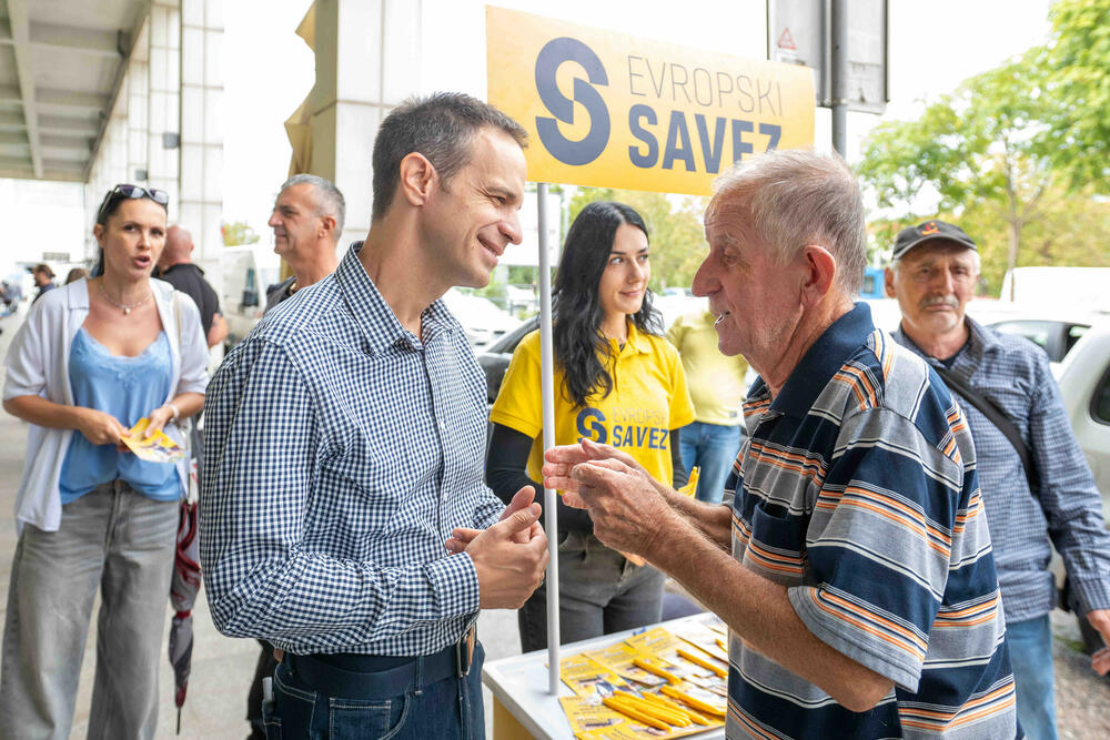 <p>"U narednom periodu mi ćemo subvencije za mlijeko povećati na 12 centi, jer proizvodnja mlijeka u glavnom gradu je značajna, a podrška Glavnog grada minimalna", istakao je Budimir Mugoša, kandidat za odbornika na listi "Evropski savez – Boris Mugoša (SDP, SD, LP i građani) – Podgorica za primjer"</p>