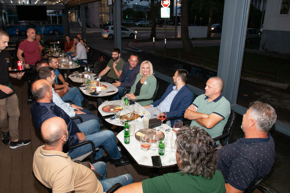 Fotografija koju su dostavili iz koalicije "Za budućnost Podgorice - grad svih nas", Foto: Za budućnost Podgorice - grad svih nas