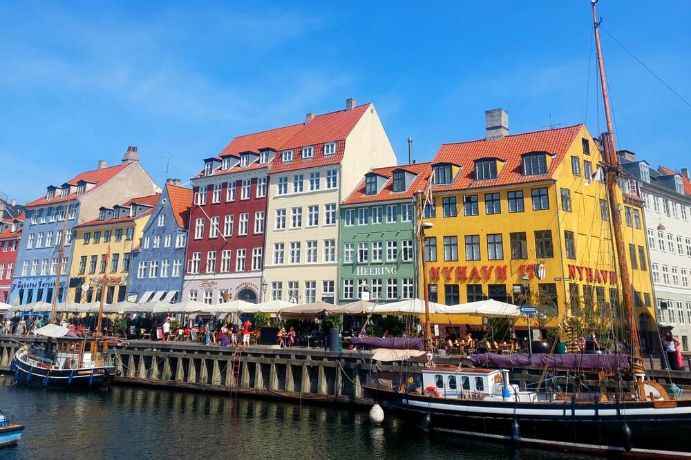 Živopisna luka Nyhavn je dvije decenije bila dom i piscu Hansu Kristijanu Andersenu, Foto: Blažo Hajduković