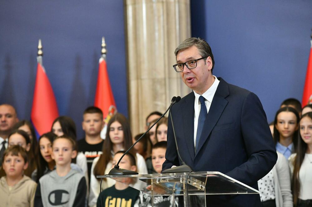 Vučić na prijemu za učenike i nastavnike osnovnih škola i predsjednike opština iz Republike Srpske (RS) i Crne Gore povodom Dana srpskog jedinstva, slobode i nacionalne zastav, Foto: BETAPHOTO/MILAN ILIC