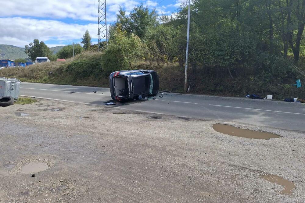 Detalj sa mjesta sabraćajne nezgode, Foto: Goran Malidžan