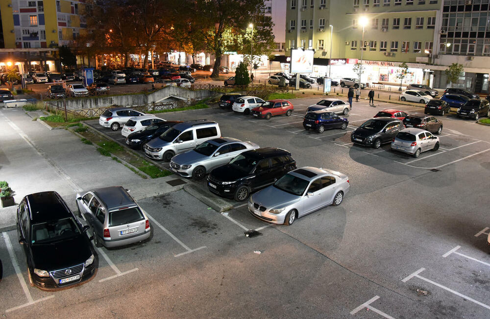 Parking servis raspolaže sa svega šest hiljada parking mjesta