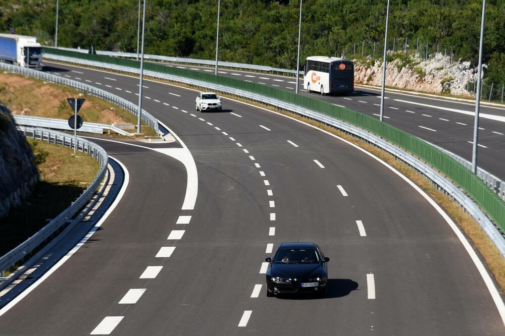 Prva dionica do Mateševa koštala milijardu eura: Auto-put Princeze Ksenije, Foto: Boris Pejović