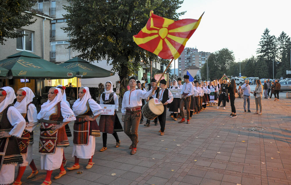 <p>Čuli su se zvuci i pjesma iz predjela Grčke, Sjeverne Makedonije, Bosne i Hercegovine i Crne Gore</p>