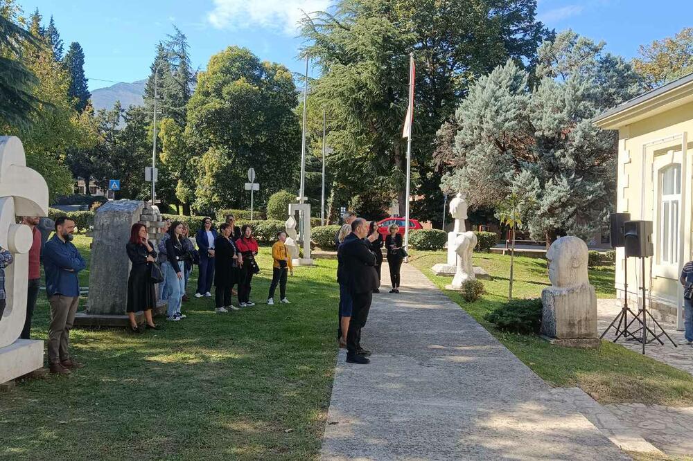 Sa otvaranja izložbe, Foto: Privatna arhiva