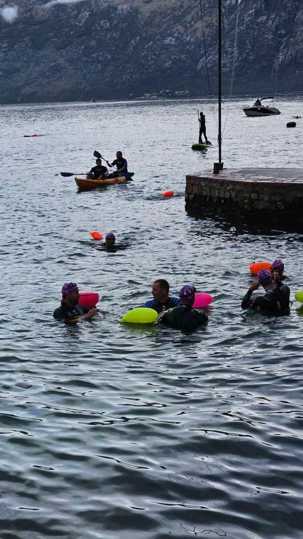 <p>Plivačka ruta u dužini od osam kilometara bila je na relaciji Perast- Dobrota</p>