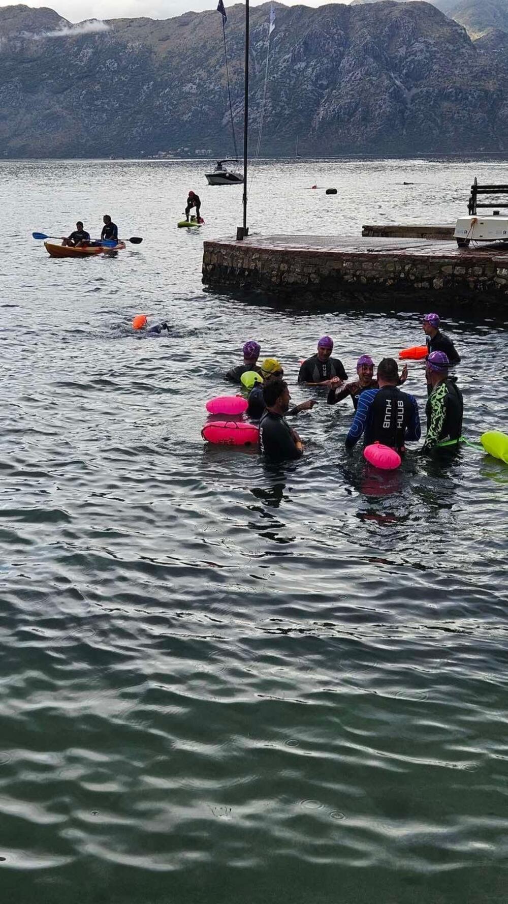 <p>Plivačka ruta u dužini od osam kilometara bila je na relaciji Perast- Dobrota</p>