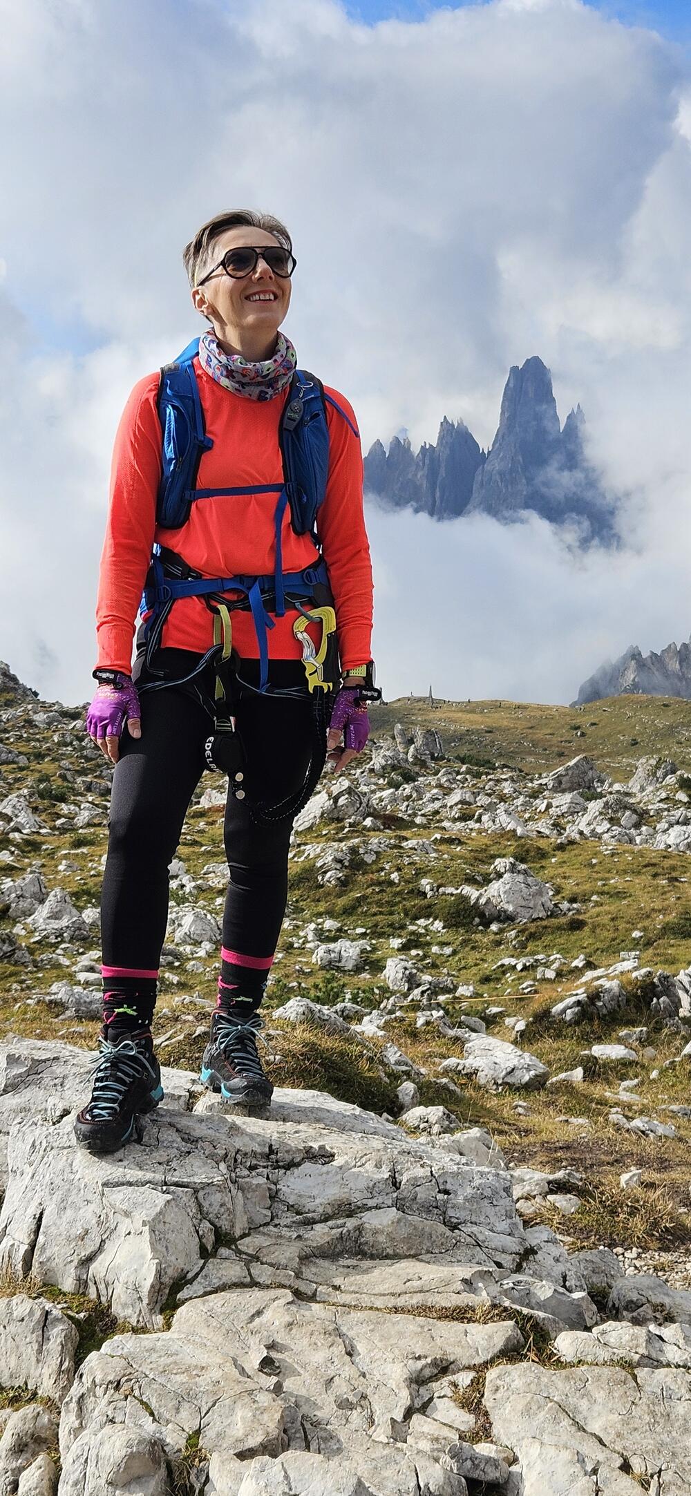 Na stazi prema ferati koja vodi na vrh Monte Paterno: Damira Kalač