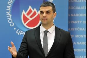 Božović: Budva je simbol slobode i promjena, povratak DPS-a na...