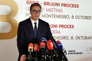 Vučić: Đukanović političar prošlosti, Srbija nema teritorijalnih...