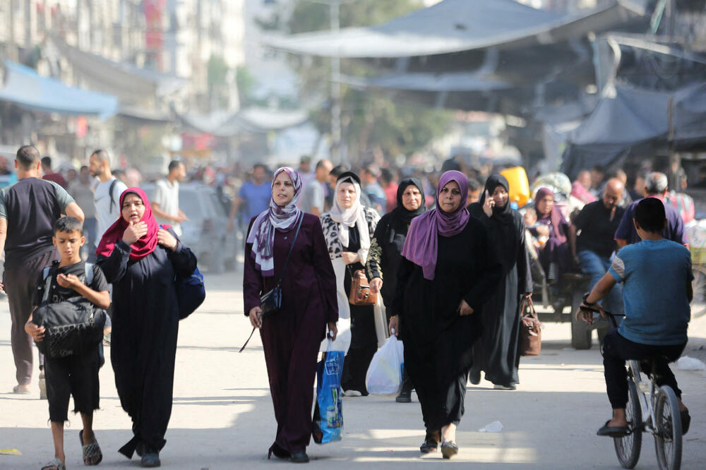 Palestinci napuštaju sjever Gaze nakon nove naredbe za evakuaciju