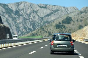 Za auto-put do Albanije opet traže projektanta