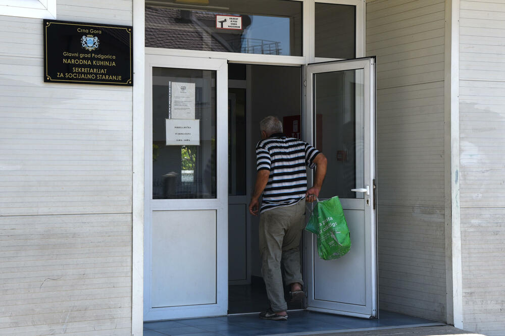 Pomažu i građani i firme: Narodna kuhinja u Podgorici, Foto: Luka Zekovic