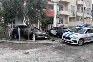 Budva: Izgorjeli porše i audi