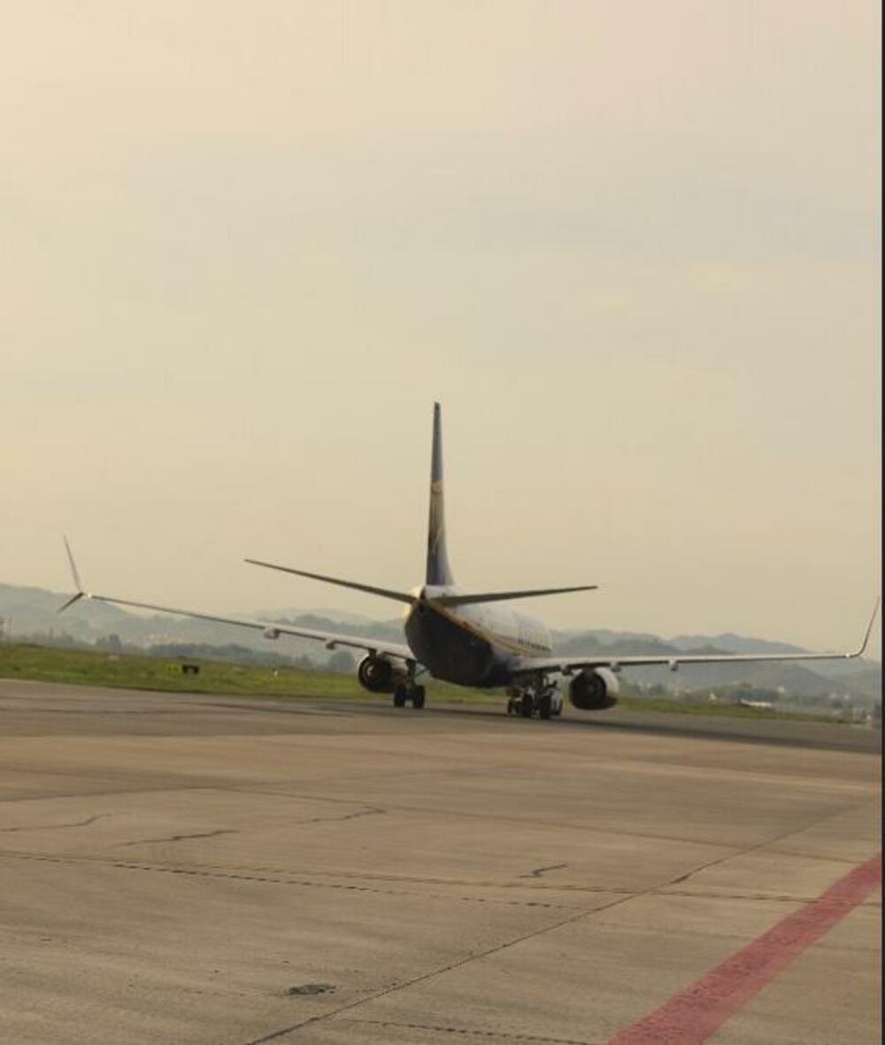 Međunarodni aerodrom Tirana