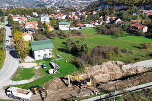 Počela rekonstrukcija Vučedolske ulice na Cetinju i sanacija ponora