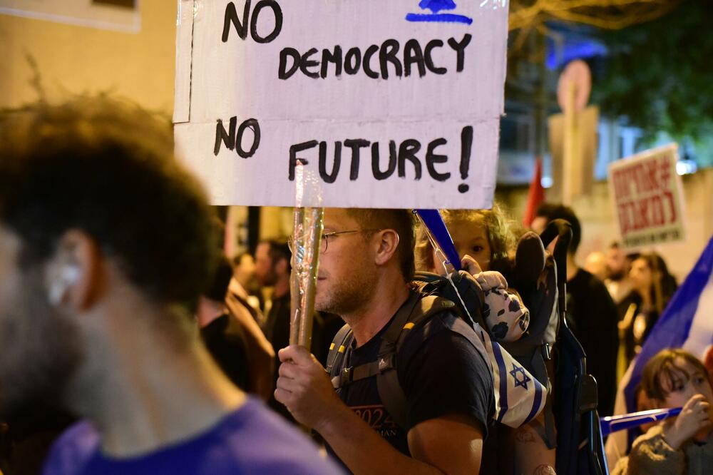 "Nema demokratije, nema budućnosti", Foto: Shutterstock